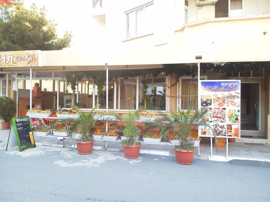 Krasi Hotel Ravda Exterior photo