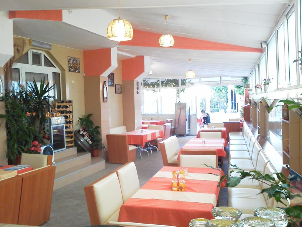 Krasi Hotel Ravda Exterior photo